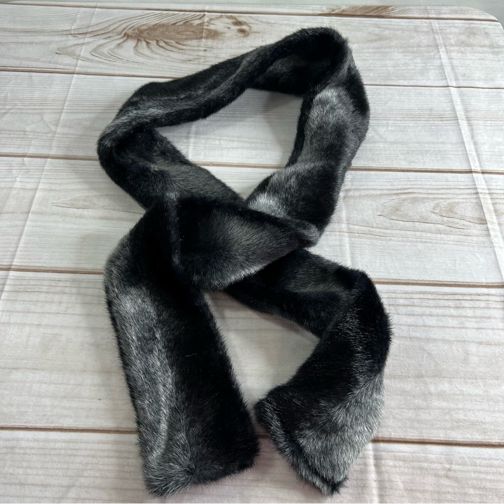 Ben Berger luxury collection faux fur scarf